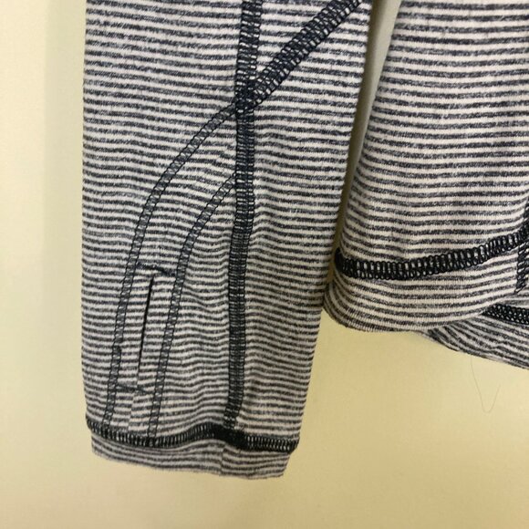 Lululemon Star Runner Womens 6 Black Gray Tonka Stripe Reflective Sleeve Accent - Picture 9 of 12